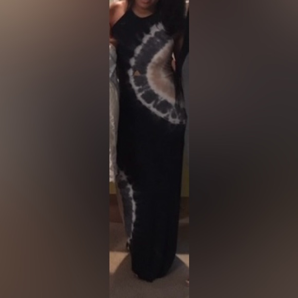 🥳 YFB Halter Maxi Dress Sz M